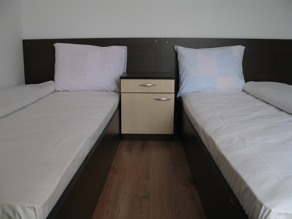 Apartment Planinski Rai ตริยาฟนา ภายนอก รูปภาพ